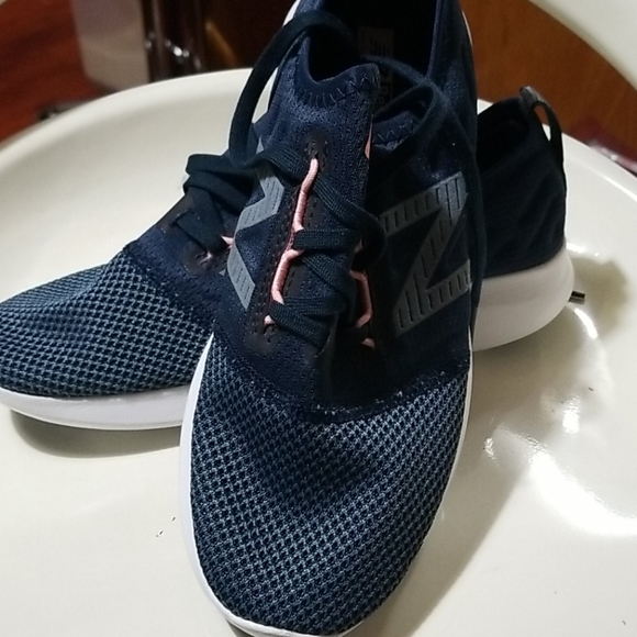 New with tags - Picture 3 of 3